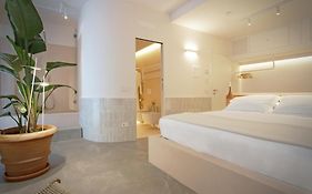 Allegra Suites